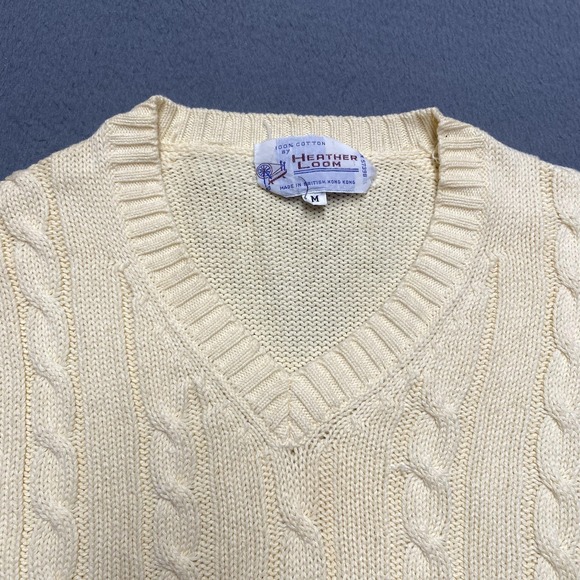 Vintage Heather Loom Sweater Vest Mens Medium White Cable Knit Hong Kong 80s - Picture 2 of 8